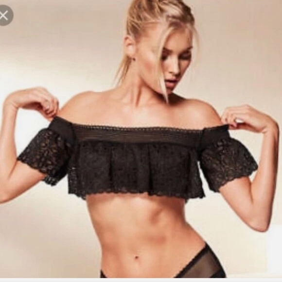 Victoria's Secret Lace Off The Shoulder Flounce Bralette Bundle Size Small - Picture 4 of 12
